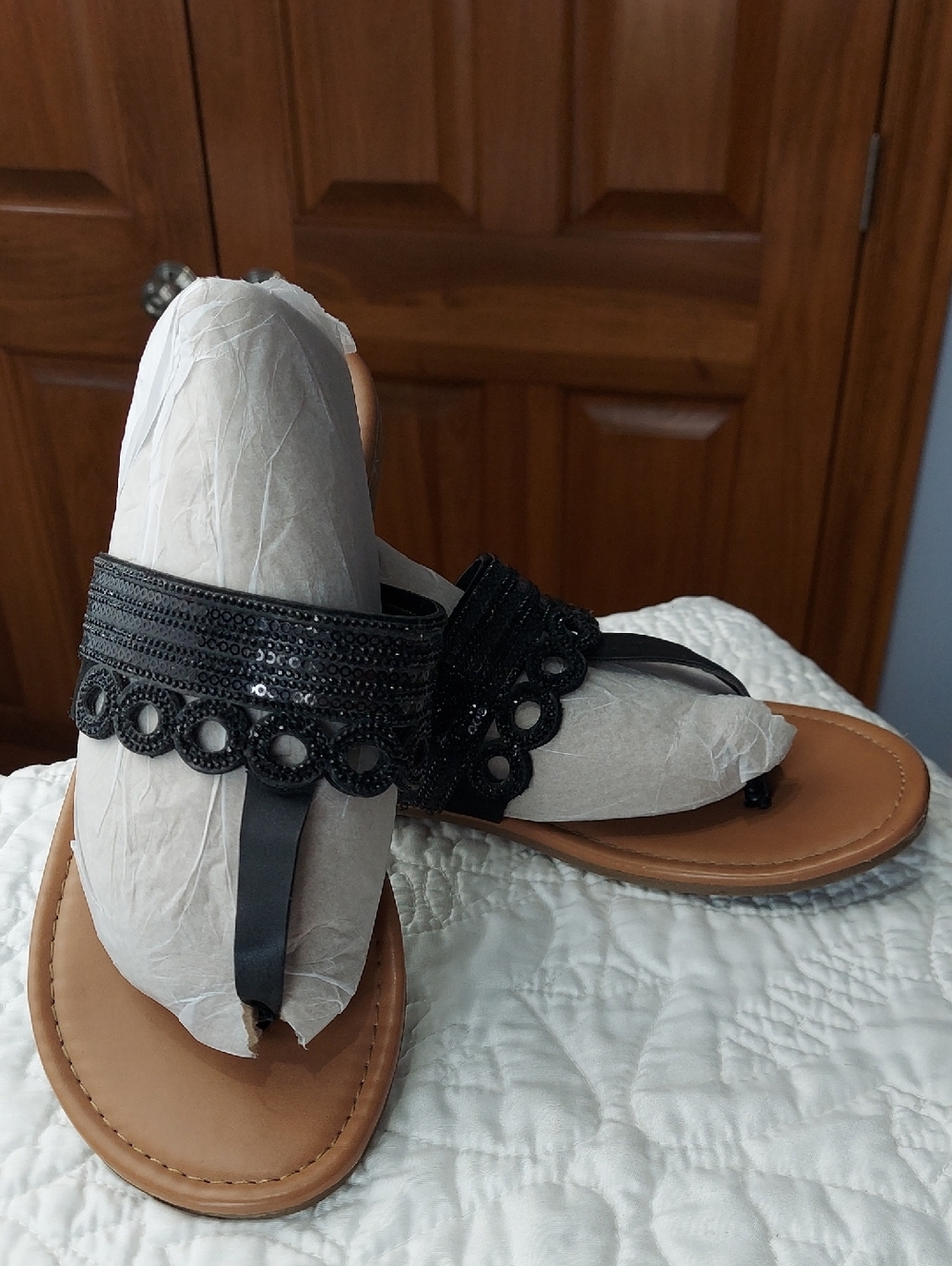 Sonoma Embellished Black Shiny Toe Loops Women’s Thong Sandals Slip On, Size 8 - Picture 8 of 9
